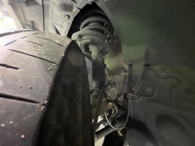 エクストレイル ２０Ｘ　ＨＶブラクＸトリマＸエマジェンシーブレーキＰ　メーカーナビ　全周囲カメラ　衝突被害軽減システム　禁煙車　ドラレコ　コーナーセンサー　スマートキー　ＬＥＤヘッド　ルーフレール　ビルトインＥＴＣ　クルコン　純正１７インチアルミ　パークアシスト（59枚目）