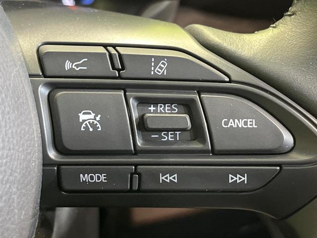 ヤリスクロス ハイブリッドＺ　モデリスタ　純正８型ナビ　バックカメラ　衝突被害軽減システム　レーダークルーズ　禁煙車　電動リアゲート　パワーシート　ドラレコ　コーナーセンサー　スマートキー　ＬＥＤヘッド　ＥＴＣ２．０（6枚目）