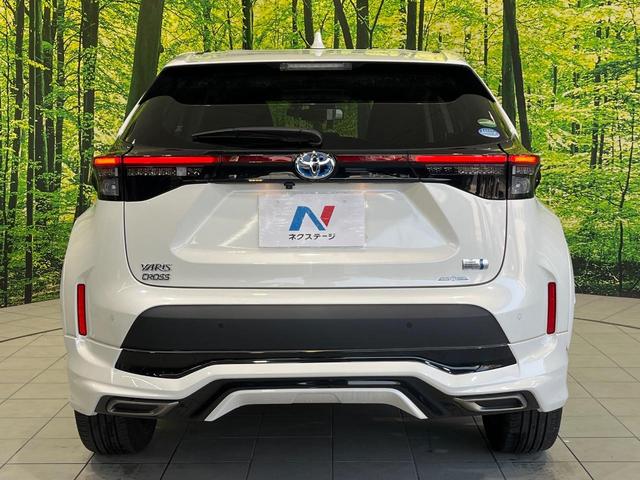 ヤリスクロス ハイブリッドＺ　モデリスタ　純正８型ナビ　バックカメラ　衝突被害軽減システム　レーダークルーズ　禁煙車　電動リアゲート　パワーシート　ドラレコ　コーナーセンサー　スマートキー　ＬＥＤヘッド　ＥＴＣ２．０（15枚目）