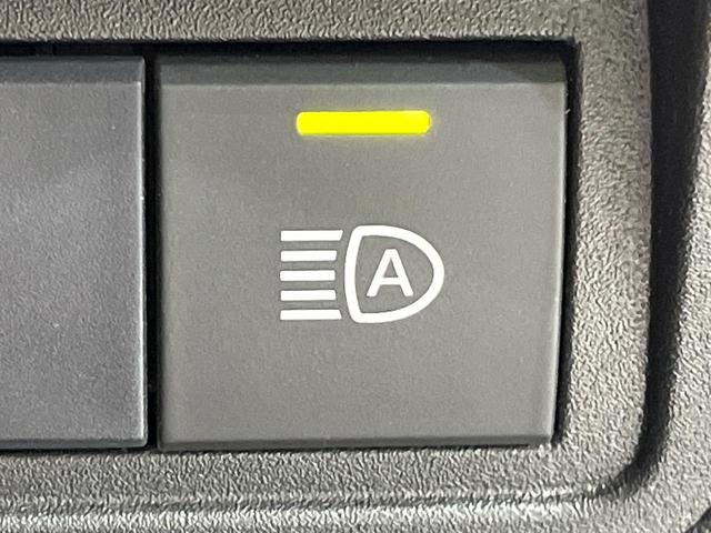 ヤリスクロス ハイブリッドＺ　モデリスタ　純正８型ナビ　バックカメラ　衝突被害軽減システム　レーダークルーズ　禁煙車　電動リアゲート　パワーシート　ドラレコ　コーナーセンサー　スマートキー　ＬＥＤヘッド　ＥＴＣ２．０（39枚目）