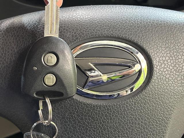 ミライース Ｇ　純正ナビ　バックカメラ　禁煙車　ドラレコ　ＥＴＣ　純正１４インチアルミ　オートエアコン　ＣＤ　地デジ（7枚目）