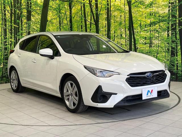 高透明度のガラス皮膜で撥水はもちろん、上質なツヤ・光沢を実現。紫外線や酸性雨から大切な愛車を保護し、色あせ・劣化を防止。「弾スプラッシュコート」、「弾プリミッサコート」からお選びいただけます。