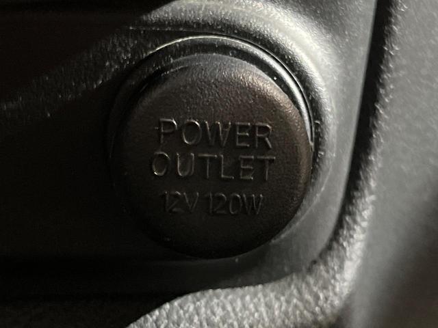 セレナ ハイウェイスター　Ｓ－ハイブリッド　Ｖセレクション　両側電動ドア　純正ＳＤナビ　後席モニター　バックカメラ　禁煙車　スマートキー　ＨＩＤヘッド　ビルトインＥＴＣ　クルコン　純正１６インチアルミ　オートライト　オートエアコン　リアエアコン（30枚目）