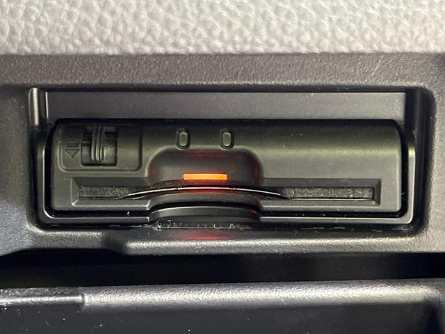 セレナ ハイウェイスター　Ｓ－ハイブリッド　Ｖセレクション　両側電動ドア　純正ＳＤナビ　後席モニター　バックカメラ　禁煙車　スマートキー　ＨＩＤヘッド　ビルトインＥＴＣ　クルコン　純正１６インチアルミ　オートライト　オートエアコン　リアエアコン（33枚目）