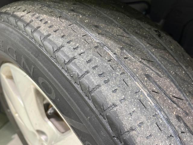 セレナ ハイウェイスター　Ｓ－ハイブリッド　Ｖセレクション　両側電動ドア　純正ＳＤナビ　後席モニター　バックカメラ　禁煙車　スマートキー　ＨＩＤヘッド　ビルトインＥＴＣ　クルコン　純正１６インチアルミ　オートライト　オートエアコン　リアエアコン（54枚目）