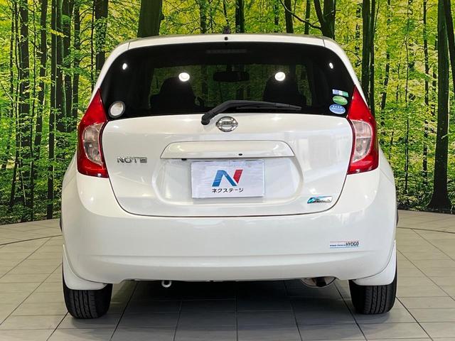 ノート メダリスト　純正ＳＤナビ　全周囲カメラ　禁煙車　ハーフレザーシート　スマートキー　ＥＴＣ　オートライト　オートエアコン　Ｂｌｕｅｔｏｏｔｈ　ＣＤ　ＤＶＤ再生　フルセグ（15枚目）