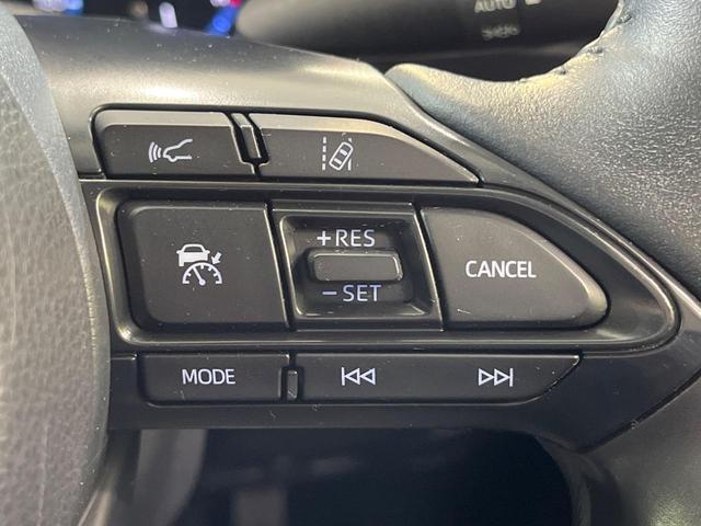 ヤリスクロス ハイブリッドZ 純正8インチナビ バックカメラ トヨタセーフティセンス レーダークルーズ 禁煙車 ハーフレザーシート シートヒーター パワーシート コーナーセンサー スマートキー LEDヘッド ETC(6枚目)