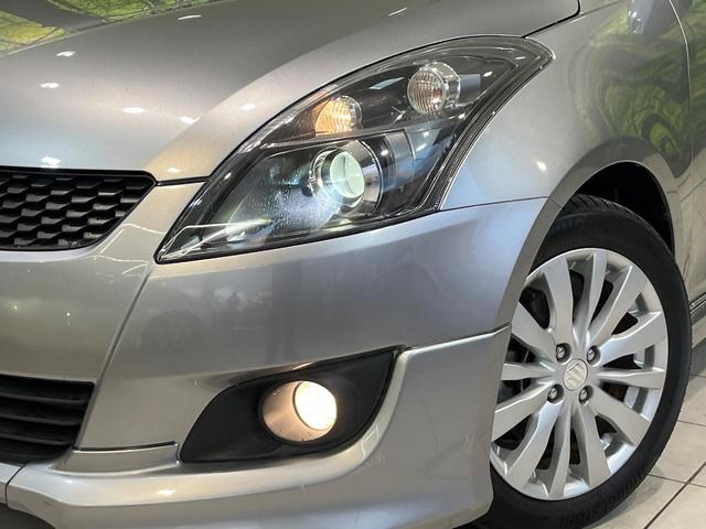 スイフト ＲＳ　禁煙車　スマートキー　ＨＩＤヘッド　純正１６インチアルミ　オートライト　オートエアコン　ＣＤ（6枚目）