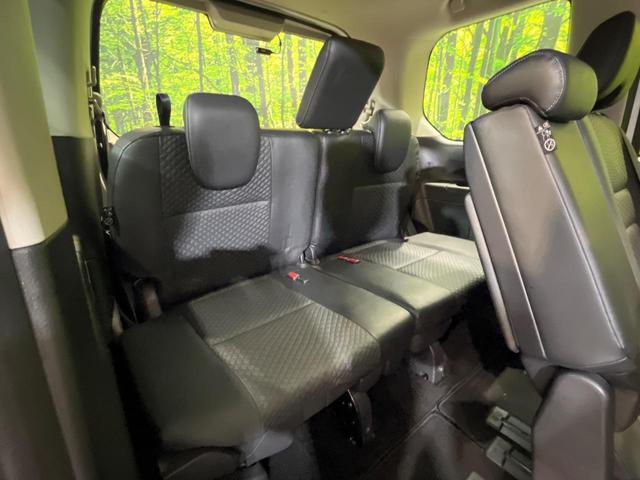 セレナ ハイウェイスターＶ　アルパイン１１インチナビ　プロパイロット　１０．１インチ後席モニター　衝突軽減システム　ブラインドスポットモニター　クリアランスソナー　両側パワースライドドア　シートヒーター　ハンドルヒーター（9枚目）