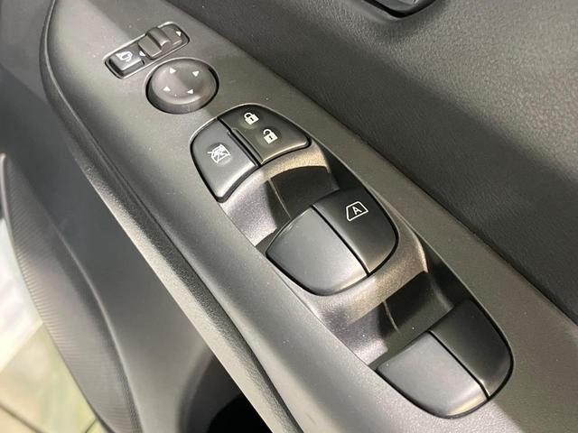 セレナ ハイウェイスターＶ　アルパイン１１インチナビ　プロパイロット　１０．１インチ後席モニター　衝突軽減システム　ブラインドスポットモニター　クリアランスソナー　両側パワースライドドア　シートヒーター　ハンドルヒーター（40枚目）