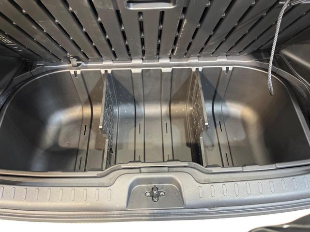 セレナ ハイウェイスターＶ　アルパイン１１インチナビ　プロパイロット　１０．１インチ後席モニター　衝突軽減システム　ブラインドスポットモニター　クリアランスソナー　両側パワースライドドア　シートヒーター　ハンドルヒーター（48枚目）