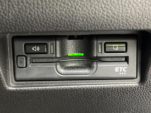 スイフトスポーツ ベースグレード MT車 ディスプレイオーディオ 禁煙車 シートヒーター ドラレコ スマートキー LEDヘッド ETC クルコン 純正17インチアルミ オートライト オートエアコン Bluetooth CD DVD再生(7枚目)