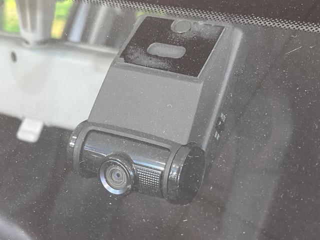 スイフトスポーツ ベースグレード MT車 ディスプレイオーディオ 禁煙車 シートヒーター ドラレコ スマートキー LEDヘッド ETC クルコン 純正17インチアルミ オートライト オートエアコン Bluetooth CD DVD再生(30枚目)