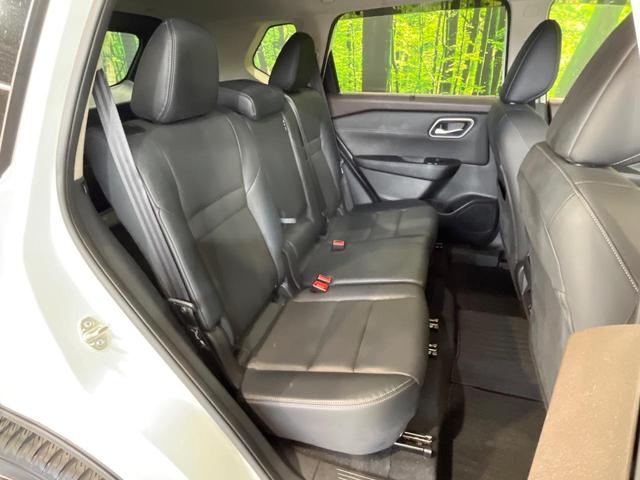 エクストレイル Ｇ　ｅ－４ＯＲＣＥ　純正１２型ナビ　全周囲カメラ　衝突被害軽減システム　禁煙車　電動リアゲート　レザーシート　ドラレコ　コーナーセンサー　スマートキー　ＬＥＤヘッド　ビルトインＥＴＣ　クルコン　純正１９インチアルミ（9枚目）