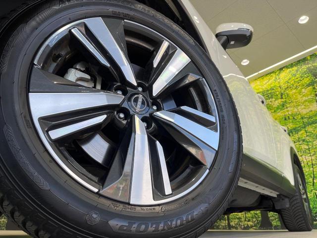 エクストレイル Ｇ　ｅ－４ＯＲＣＥ　純正１２型ナビ　全周囲カメラ　衝突被害軽減システム　禁煙車　電動リアゲート　レザーシート　ドラレコ　コーナーセンサー　スマートキー　ＬＥＤヘッド　ビルトインＥＴＣ　クルコン　純正１９インチアルミ（13枚目）