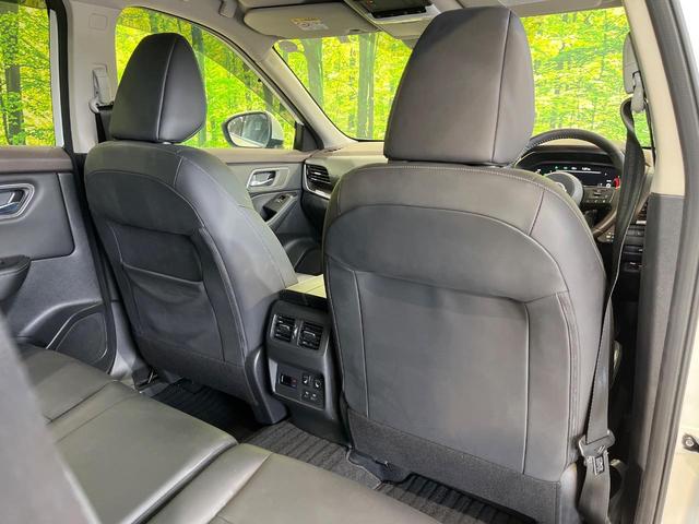 エクストレイル Ｇ　ｅ－４ＯＲＣＥ　純正１２型ナビ　全周囲カメラ　衝突被害軽減システム　禁煙車　電動リアゲート　レザーシート　ドラレコ　コーナーセンサー　スマートキー　ＬＥＤヘッド　ビルトインＥＴＣ　クルコン　純正１９インチアルミ（51枚目）