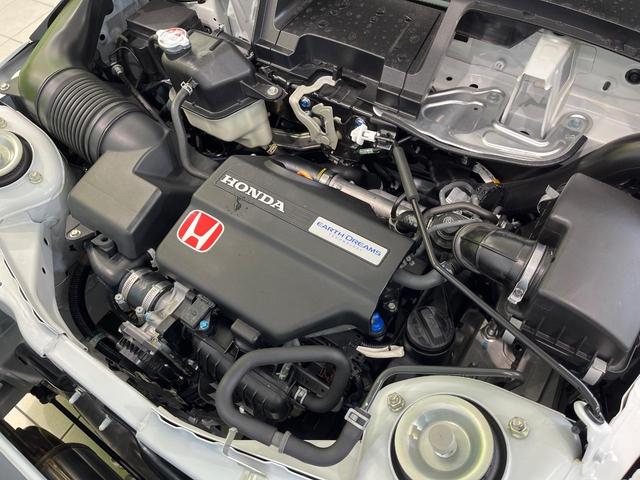 S660 α MT車 ターボ バックカメラ 禁煙車 ハーフレザーシート スマートキー LEDヘッド ETC クルコン 純正15インチアルミ オートライト オートエアコン Bluetooth(18枚目)