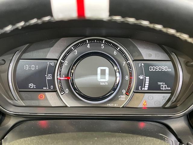 S660 α MT車 ターボ バックカメラ 禁煙車 ハーフレザーシート スマートキー LEDヘッド ETC クルコン 純正15インチアルミ オートライト オートエアコン Bluetooth(22枚目)