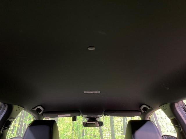 シビック ｅ：ＨＥＶ　純正９型ナビ　テールゲートスポイラー　バックカメラ　ＢＯＳＥサウンド　衝突被害軽減システム　レーダークルーズ　禁煙車　ハーフレザーシート　コーナーセンサー　スマートキー　ＬＥＤヘッド　ＥＴＣ２．０（67枚目）