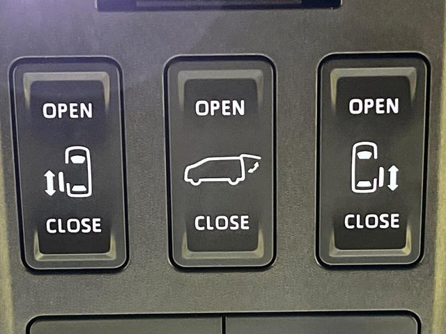 アルファードハイブリッド Ｚ　両側電動ドア　純正１４インチナビ　後席モニター　全周囲カメラ　衝突被害軽減システム　レーダークルーズ　禁煙車　電動リアゲート　レザーシート　前席シートエアコン　リアシートエアコン　前後席パワーシート（6枚目）