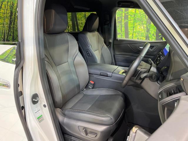 アルファードハイブリッド Ｚ　両側電動ドア　純正１４インチナビ　後席モニター　全周囲カメラ　衝突被害軽減システム　レーダークルーズ　禁煙車　電動リアゲート　レザーシート　前席シートエアコン　リアシートエアコン　前後席パワーシート（8枚目）