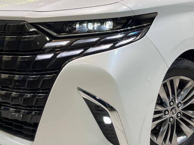 アルファードハイブリッド Ｚ　両側電動ドア　純正１４インチナビ　後席モニター　全周囲カメラ　衝突被害軽減システム　レーダークルーズ　禁煙車　電動リアゲート　レザーシート　前席シートエアコン　リアシートエアコン　前後席パワーシート（12枚目）