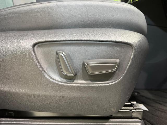 アルファードハイブリッド Ｚ　両側電動ドア　純正１４インチナビ　後席モニター　全周囲カメラ　衝突被害軽減システム　レーダークルーズ　禁煙車　電動リアゲート　レザーシート　前席シートエアコン　リアシートエアコン　前後席パワーシート（53枚目）