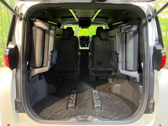 アルファードハイブリッド Ｚ　両側電動ドア　純正１４インチナビ　後席モニター　全周囲カメラ　衝突被害軽減システム　レーダークルーズ　禁煙車　電動リアゲート　レザーシート　前席シートエアコン　リアシートエアコン　前後席パワーシート（55枚目）