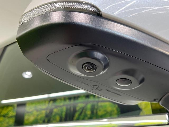 アルファードハイブリッド Ｚ　両側電動ドア　純正１４インチナビ　後席モニター　全周囲カメラ　衝突被害軽減システム　レーダークルーズ　禁煙車　電動リアゲート　レザーシート　前席シートエアコン　リアシートエアコン　前後席パワーシート（60枚目）