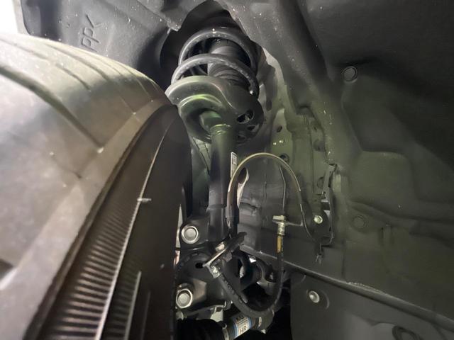 アルファードハイブリッド Ｚ　両側電動ドア　純正１４インチナビ　後席モニター　全周囲カメラ　衝突被害軽減システム　レーダークルーズ　禁煙車　電動リアゲート　レザーシート　前席シートエアコン　リアシートエアコン　前後席パワーシート（64枚目）