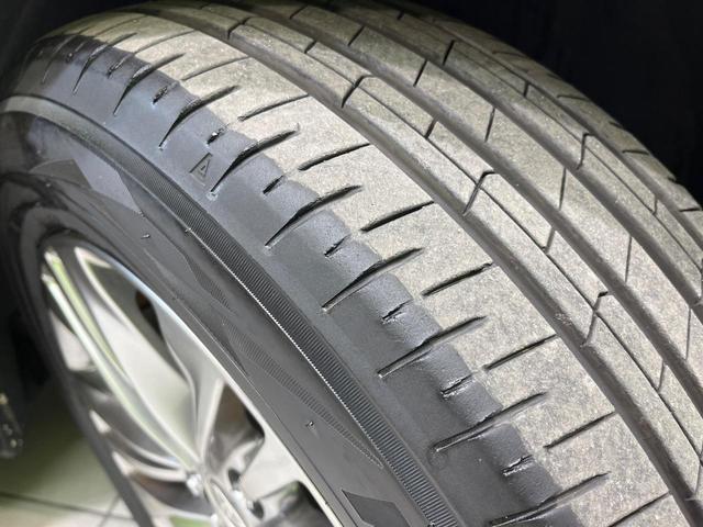 アルファードハイブリッド Ｚ　両側電動ドア　純正１４インチナビ　後席モニター　全周囲カメラ　衝突被害軽減システム　レーダークルーズ　禁煙車　電動リアゲート　レザーシート　前席シートエアコン　リアシートエアコン　前後席パワーシート（66枚目）