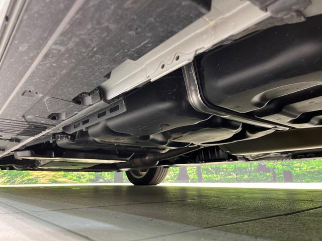 アルファードハイブリッド Ｚ　両側電動ドア　純正１４インチナビ　後席モニター　全周囲カメラ　衝突被害軽減システム　レーダークルーズ　禁煙車　電動リアゲート　レザーシート　前席シートエアコン　リアシートエアコン　前後席パワーシート（70枚目）