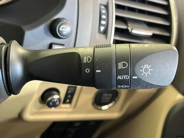 ランドクルーザープラド ＴＸ　Ｌパッケージ　マットブラックエディション　純正９型ナビ　全周囲カメラ　サンルーフ　衝突被害軽減システム　レーダークルーズ　禁煙車　前席シートエアコン　ドラレコ　コーナーセンサー　ＬＥＤヘッド　ＥＴＣ２．０（43枚目）