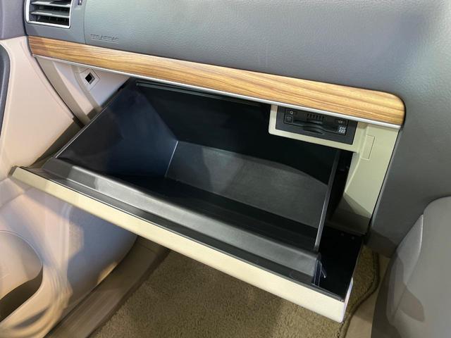ランドクルーザープラド ＴＸ　Ｌパッケージ　マットブラックエディション　純正９型ナビ　全周囲カメラ　サンルーフ　衝突被害軽減システム　レーダークルーズ　禁煙車　前席シートエアコン　ドラレコ　コーナーセンサー　ＬＥＤヘッド　ＥＴＣ２．０（54枚目）