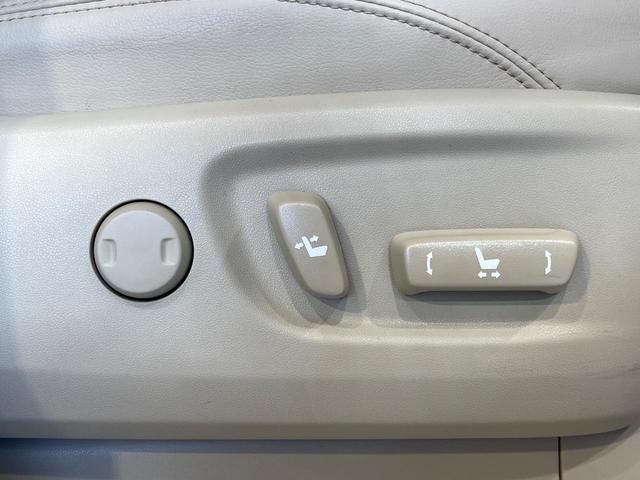 ランドクルーザープラド ＴＸ　Ｌパッケージ　マットブラックエディション　純正９型ナビ　全周囲カメラ　サンルーフ　衝突被害軽減システム　レーダークルーズ　禁煙車　前席シートエアコン　ドラレコ　コーナーセンサー　ＬＥＤヘッド　ＥＴＣ２．０（56枚目）