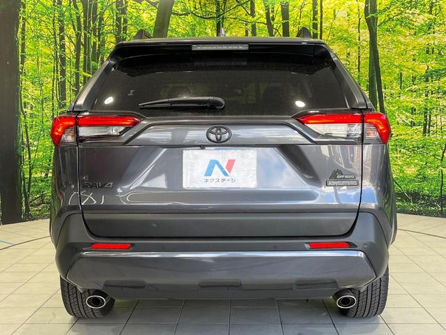ＲＡＶ４ アドベンチャー　オフロードパッケージ　４ＷＤ　バックカメラ　衝突被害軽減システム　レーダークルーズ　禁煙車　パワーシート　ドラレコ　コーナーセンサー　スマートキー　ＬＥＤヘッド　ビルトインＥＴＣ　純正１８インチアルミ　車線逸脱警報（15枚目）