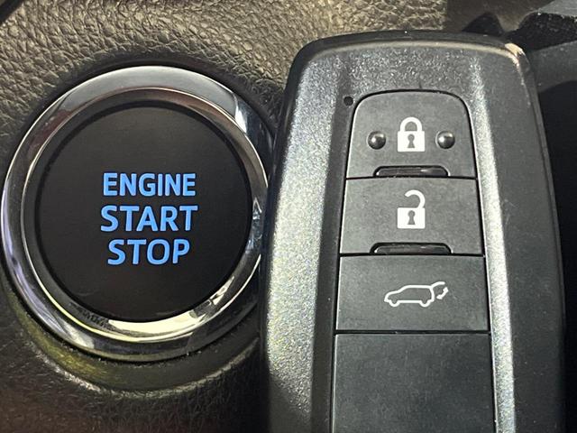 ＲＡＶ４ アドベンチャー　オフロードパッケージ　４ＷＤ　バックカメラ　衝突被害軽減システム　レーダークルーズ　禁煙車　パワーシート　ドラレコ　コーナーセンサー　スマートキー　ＬＥＤヘッド　ビルトインＥＴＣ　純正１８インチアルミ　車線逸脱警報（21枚目）