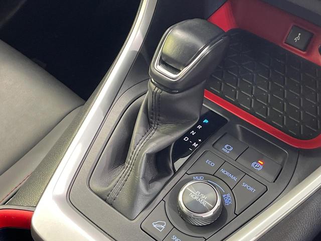 ＲＡＶ４ アドベンチャー　オフロードパッケージ　４ＷＤ　バックカメラ　衝突被害軽減システム　レーダークルーズ　禁煙車　パワーシート　ドラレコ　コーナーセンサー　スマートキー　ＬＥＤヘッド　ビルトインＥＴＣ　純正１８インチアルミ　車線逸脱警報（22枚目）