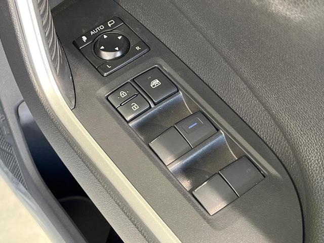 ＲＡＶ４ アドベンチャー　オフロードパッケージ　４ＷＤ　バックカメラ　衝突被害軽減システム　レーダークルーズ　禁煙車　パワーシート　ドラレコ　コーナーセンサー　スマートキー　ＬＥＤヘッド　ビルトインＥＴＣ　純正１８インチアルミ　車線逸脱警報（40枚目）