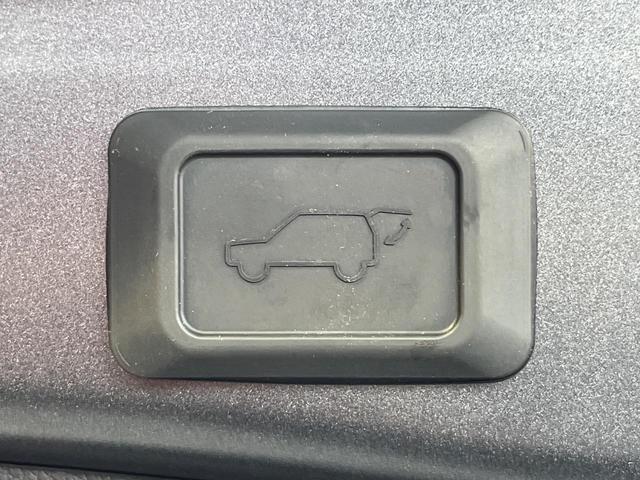 ＲＡＶ４ アドベンチャー　オフロードパッケージ　４ＷＤ　バックカメラ　衝突被害軽減システム　レーダークルーズ　禁煙車　パワーシート　ドラレコ　コーナーセンサー　スマートキー　ＬＥＤヘッド　ビルトインＥＴＣ　純正１８インチアルミ　車線逸脱警報（58枚目）