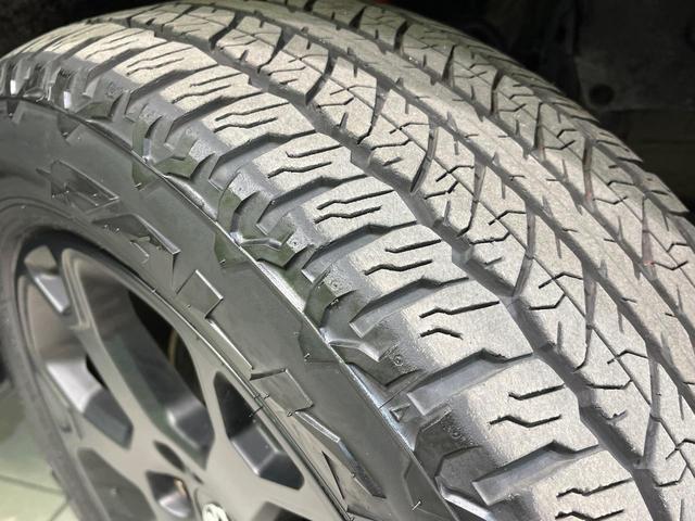 ＲＡＶ４ アドベンチャー　オフロードパッケージ　４ＷＤ　バックカメラ　衝突被害軽減システム　レーダークルーズ　禁煙車　パワーシート　ドラレコ　コーナーセンサー　スマートキー　ＬＥＤヘッド　ビルトインＥＴＣ　純正１８インチアルミ　車線逸脱警報（62枚目）