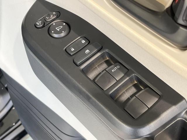 Ｎ－ＢＯＸ ベースグレード　電動スライドドア　純正８型ナビ　バックカメラ　衝突被害軽減システム　禁煙車　コーナーセンサー　スマートキー　ＬＥＤヘッド　ＥＴＣ　オートライト　オートエアコン　Ｂｌｕｅｔｏｏｔｈ　フルセグ（35枚目）