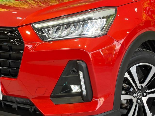 ロッキー Ｇ　純正９型ナビ　全周囲カメラ　衝突被害軽減システム　レーダークルーズ　禁煙車　ドラレコ　コーナーセンサー　スマートキー　ＬＥＤヘッド　ビルトインＥＴＣ　純正１７インチアルミ　オートハイビーム（12枚目）