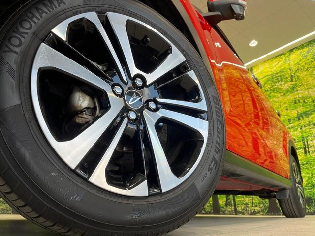 ロッキー Ｇ　純正９型ナビ　全周囲カメラ　衝突被害軽減システム　レーダークルーズ　禁煙車　ドラレコ　コーナーセンサー　スマートキー　ＬＥＤヘッド　ビルトインＥＴＣ　純正１７インチアルミ　オートハイビーム（13枚目）