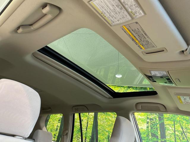 ランドクルーザープラド TX サンルーフ 純正9型ナビ バックカメラ 衝突被害軽減 ルーフレール レーダークルーズ 禁煙車 スマートキー LEDヘッド ビルトインETC 純正17インチアルミ(3枚目)