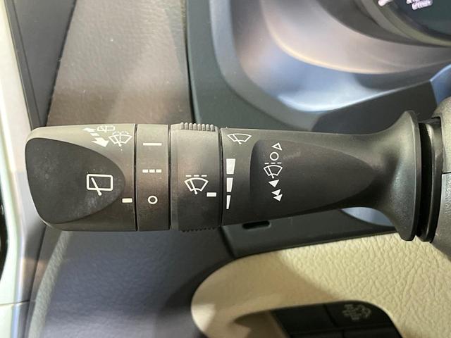 ランドクルーザープラド TX サンルーフ 純正9型ナビ バックカメラ 衝突被害軽減 ルーフレール レーダークルーズ 禁煙車 スマートキー LEDヘッド ビルトインETC 純正17インチアルミ(30枚目)