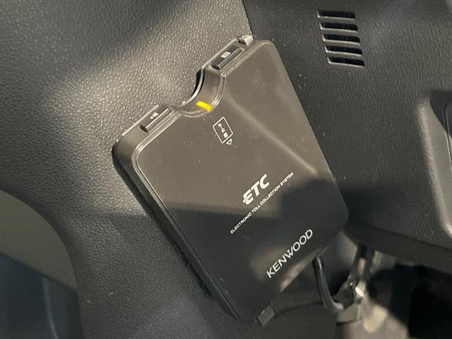 ムーヴキャンバス Ｘリミテッドメイクアップ　ＳＡＩＩＩ　両側電動ドア　純正ナビ　バックカメラ　スマートアシスト　禁煙車　スマートキー　ＥＴＣ　オートライト　オートエアコン　Ｂｌｕｅｔｏｏｔｈ　ＣＤ　ＤＶＤ再生　フルセグ　ＬＥＤフォグ（7枚目）