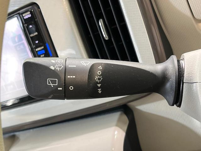 ムーヴキャンバス Ｘリミテッドメイクアップ　ＳＡＩＩＩ　両側電動ドア　純正ナビ　バックカメラ　スマートアシスト　禁煙車　スマートキー　ＥＴＣ　オートライト　オートエアコン　Ｂｌｕｅｔｏｏｔｈ　ＣＤ　ＤＶＤ再生　フルセグ　ＬＥＤフォグ（22枚目）