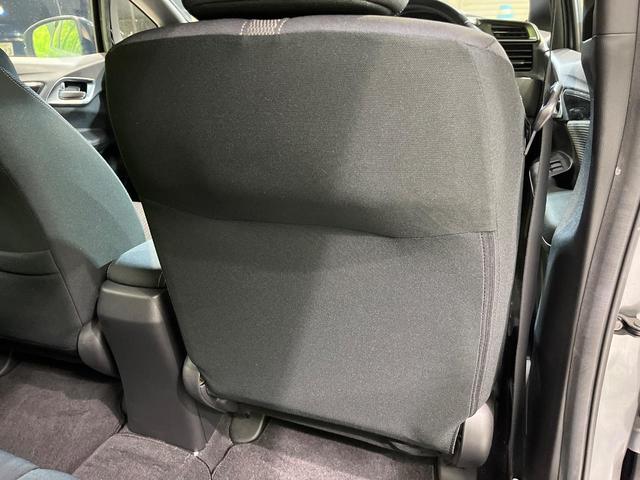 フィットハイブリッド Ｓ　ホンダセンシング　純正ＳＤナビ　バックカメラ　衝突被害軽減システム　レーダークルーズ　禁煙車　スマートキー　ＬＥＤヘッド　ビルトインＥＴＣ　純正１６インチアルミ　車線逸脱警報　オートライト　オートエアコン（29枚目）