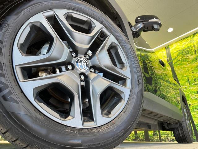 ＲＡＶ４ アドベンチャー　純正１０．５型ナビ　４ＷＤ　バックカメラ　衝突軽減　レーダークルーズ　禁煙車　ハーフレザーシート　前席シートエアコン　パワーシート　ドラレコ　コーナーセンサー　スマートキー　ＬＥＤヘッド　ルーフレール（10枚目）